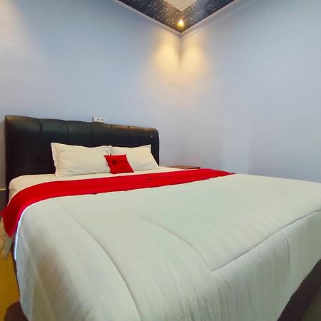 Hotel Reddoorz Syariah Near Stasiun Wates Wates  Exterior foto