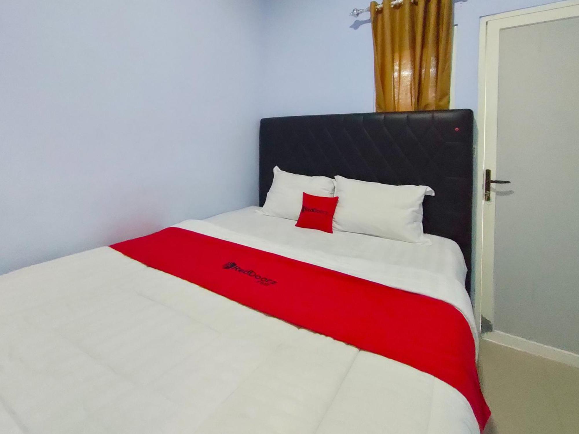 Hotel Reddoorz Syariah Near Stasiun Wates Wates  Exterior foto