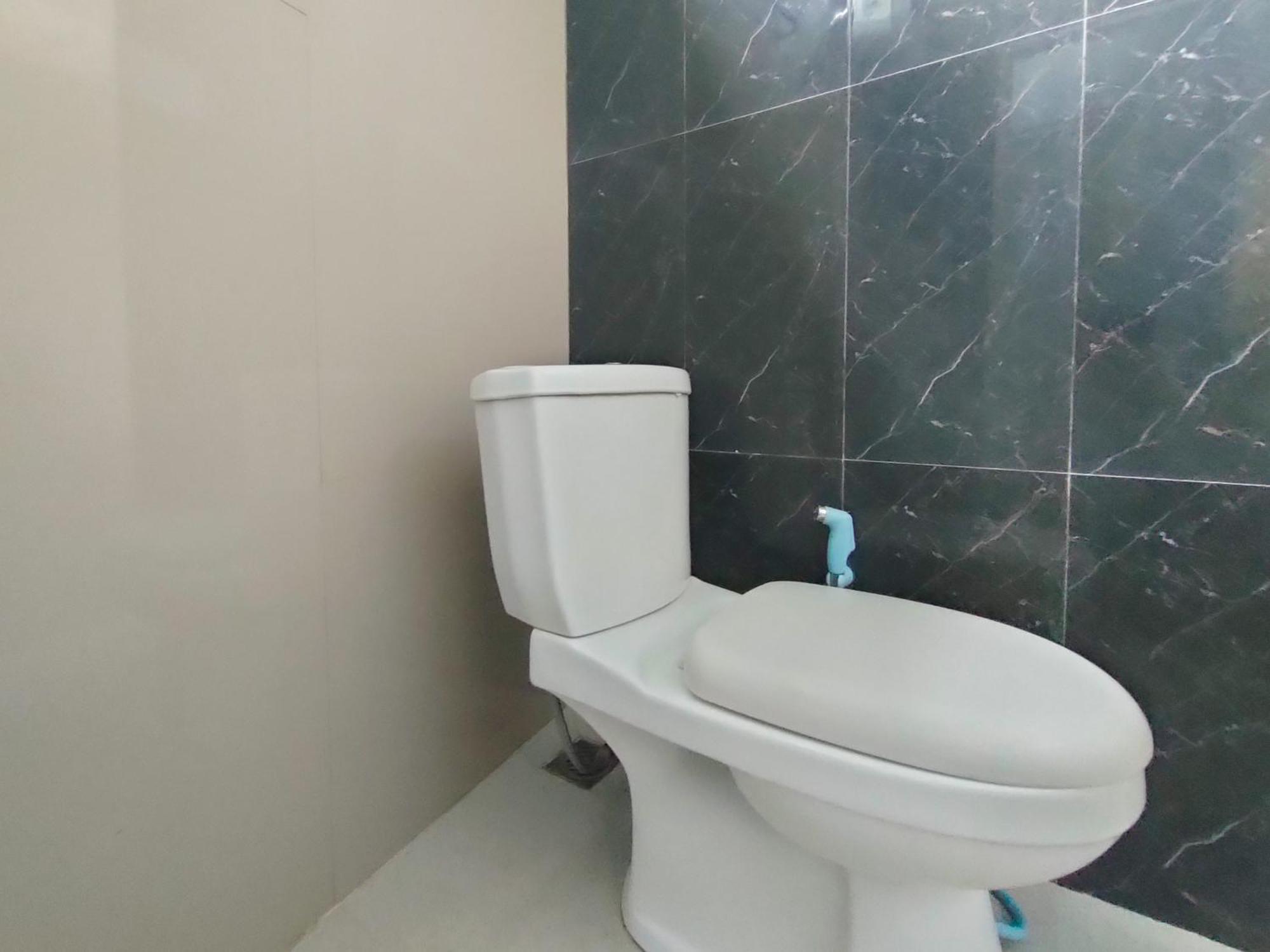Hotel Reddoorz Syariah Near Stasiun Wates Wates  Exterior foto